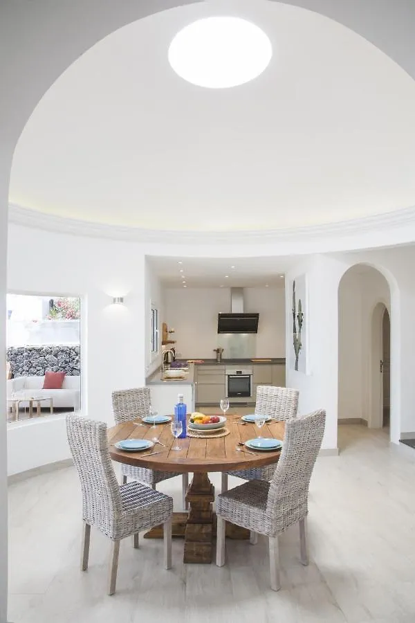 Villa Aphrodite And Villa Apollo 4 Bedroom Puerto del Carmen